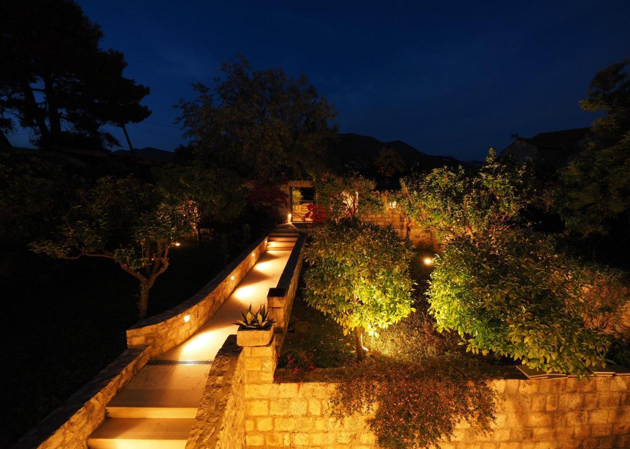 Charming Apartment For 3 Pax In Cavtat Esterno foto