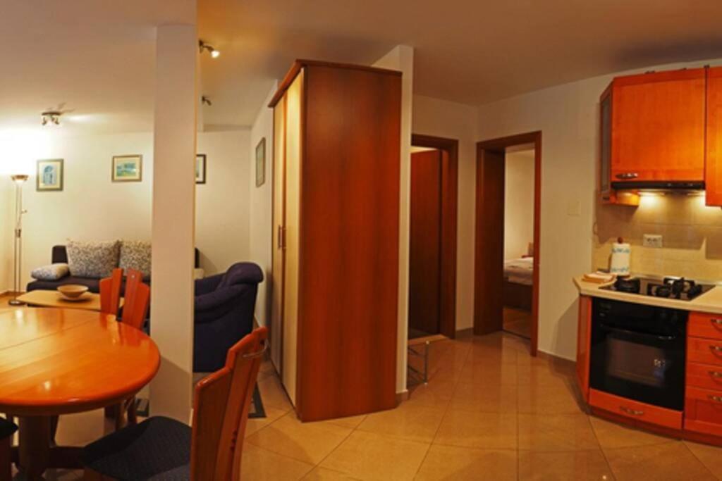 Charming Apartment For 3 Pax In Cavtat Esterno foto