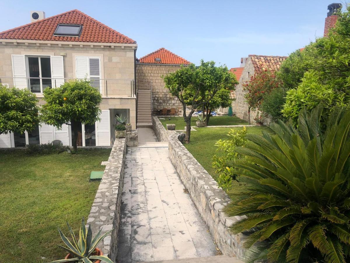Charming Apartment For 3 Pax In Cavtat Esterno foto